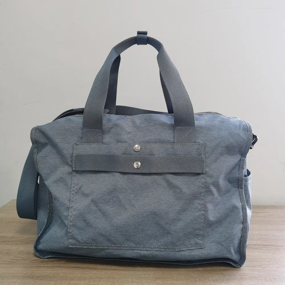 25L Durable Polyester Travel Duffle Bag with Trolley Strap