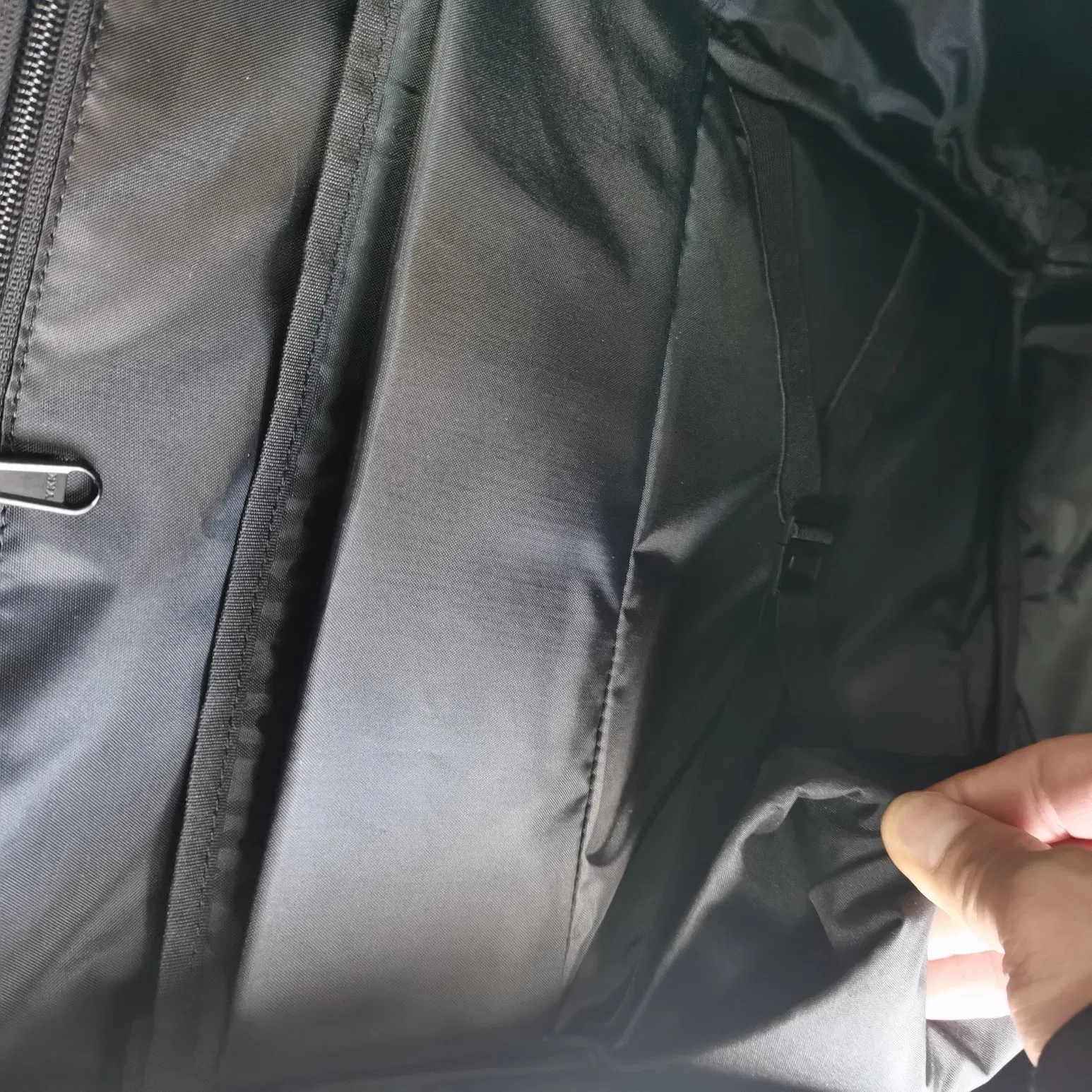 35L Waterproof Tool Backpack with Anti-Theft Pockets & Ergonomic Carry System