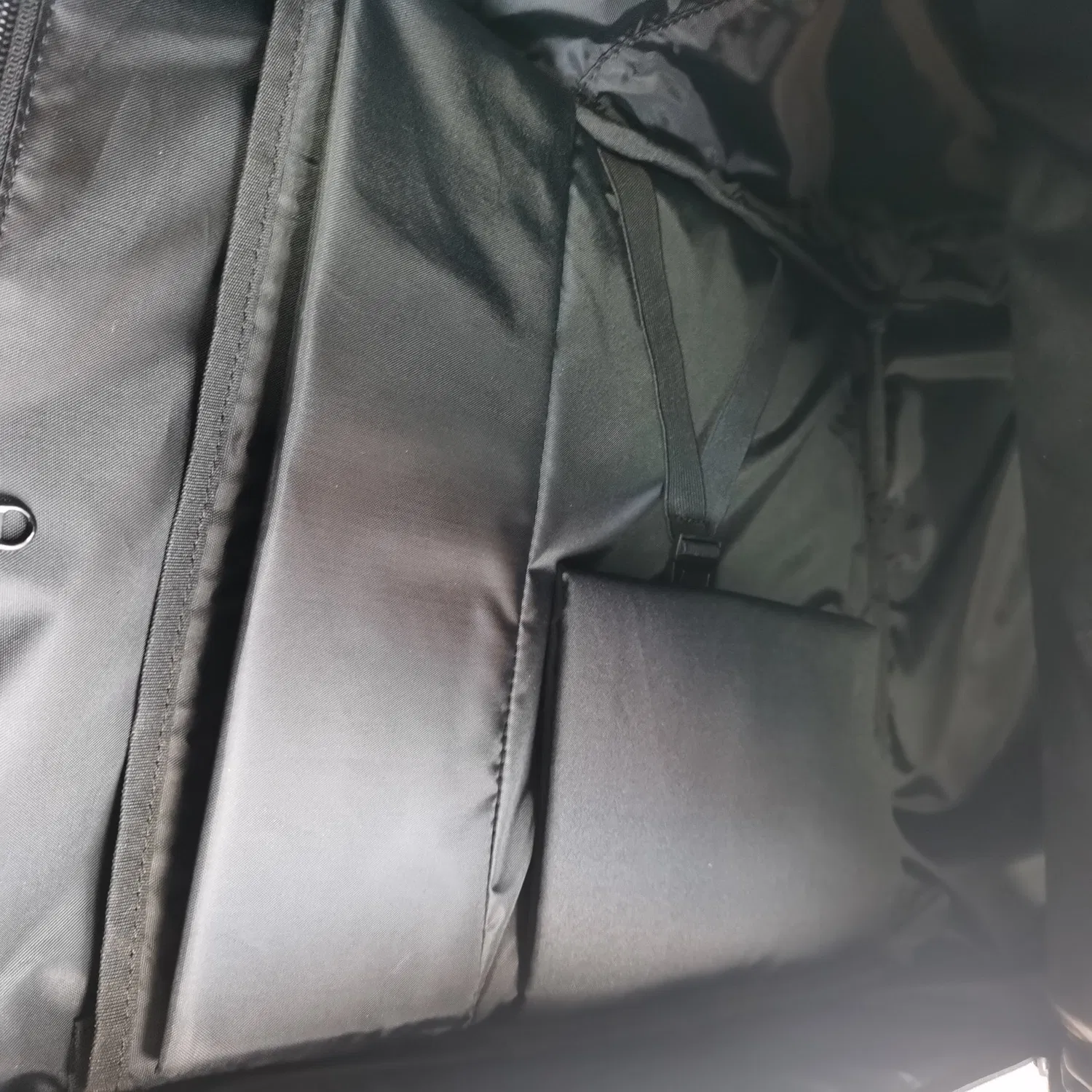 35L Waterproof Tool Backpack with Anti-Theft Pockets & Ergonomic Carry System