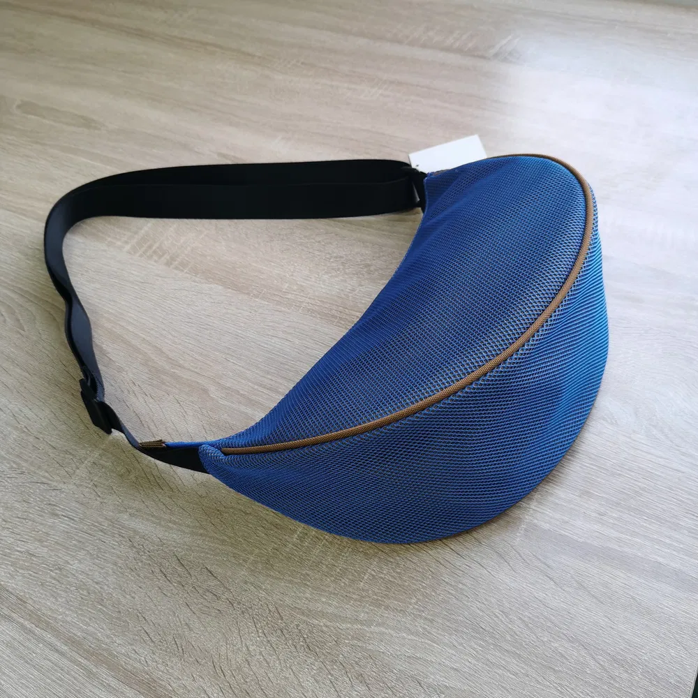 5L Mesh Covered Polyester Casual Crossbody Bag