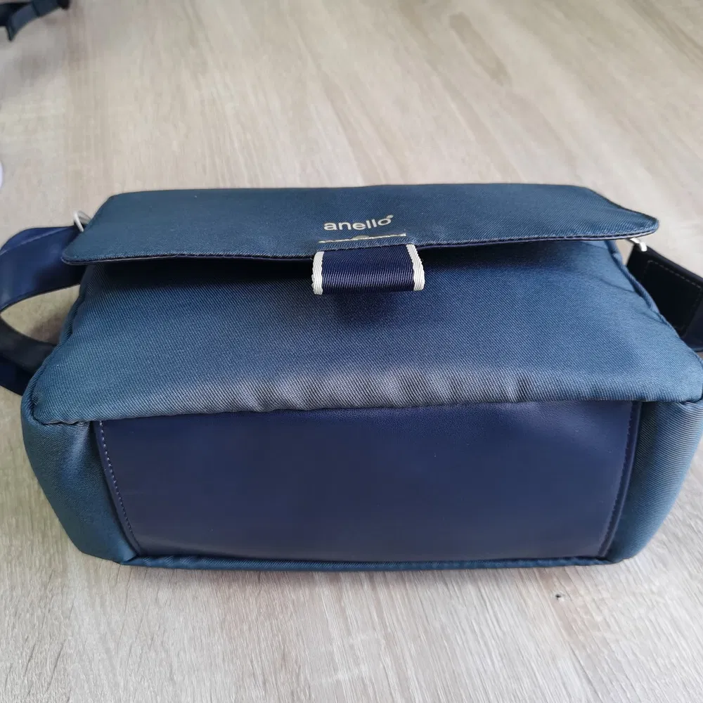 9L Stylish Eco-Friendly Polyester Crossbody Bag with Flap Lid for Commuting