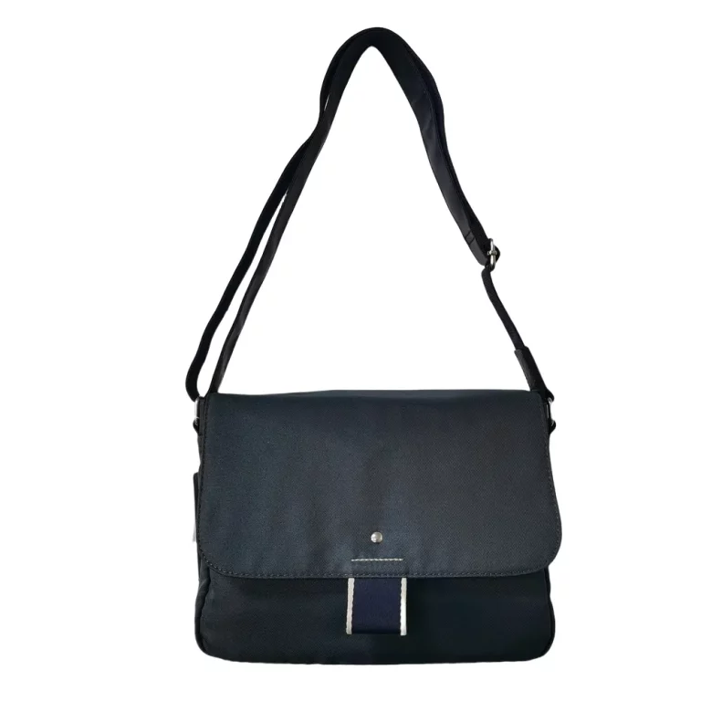 9L Stylish Eco-Friendly Polyester Crossbody Bag with Flap Lid for Commuting