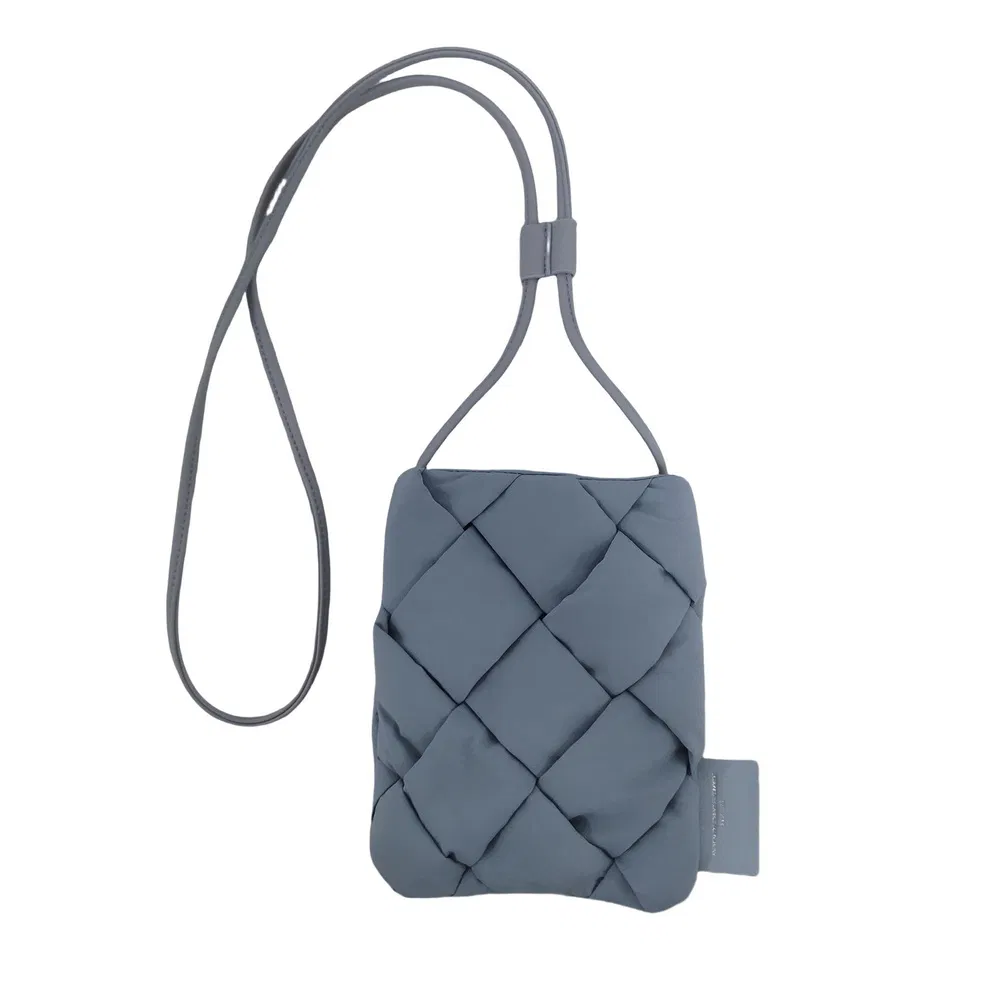 Casual Puffer Smart Phone Crossbody Bag – Minimal Quilted Anti-Theft Design