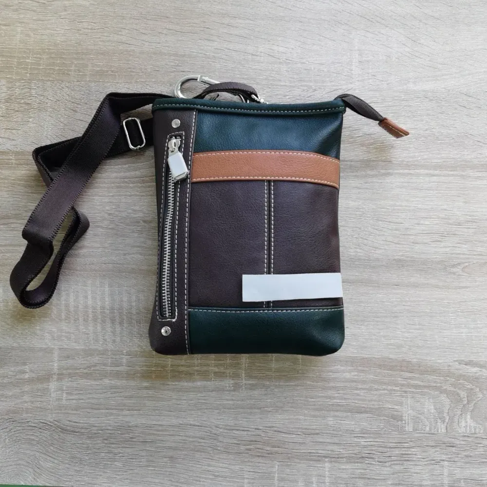 Color-Blocked Faux Leather Crossbody Bag – Compact Elegant Daily Carry