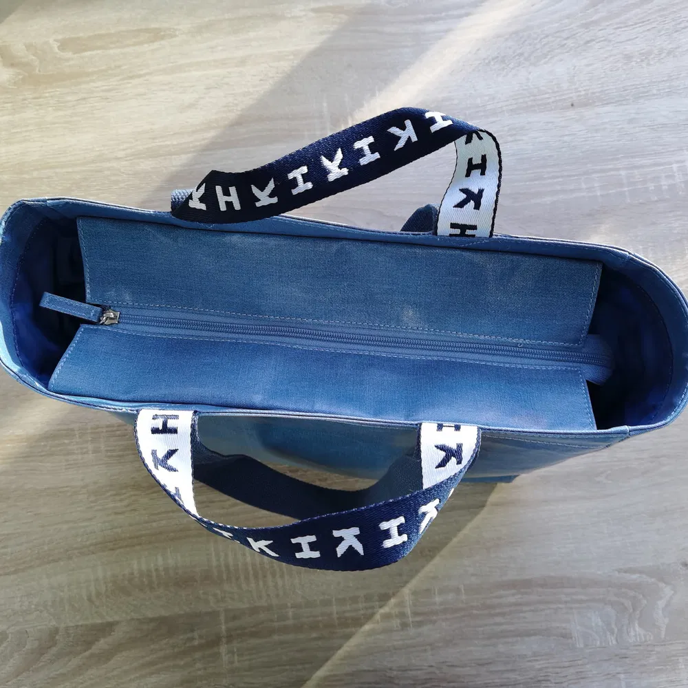 Custom Reusable Shopping Tote Bag – Film Coated Denim Tote for Wholesale