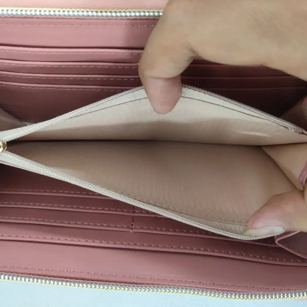 Custom Women’s Wallet – Minnie Mouse Tri-Color Quilted Zip Wallet