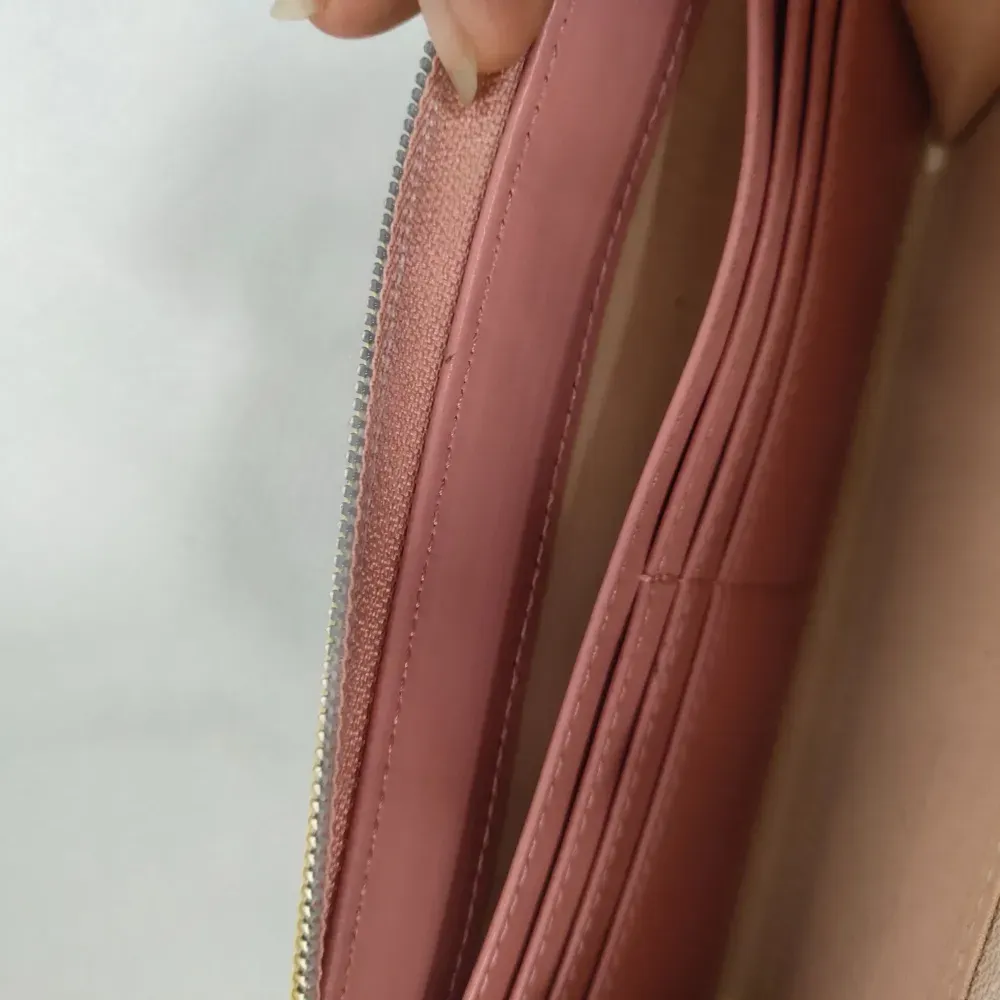 Custom Women’s Wallet – Minnie Mouse Tri-Color Quilted Zip Wallet