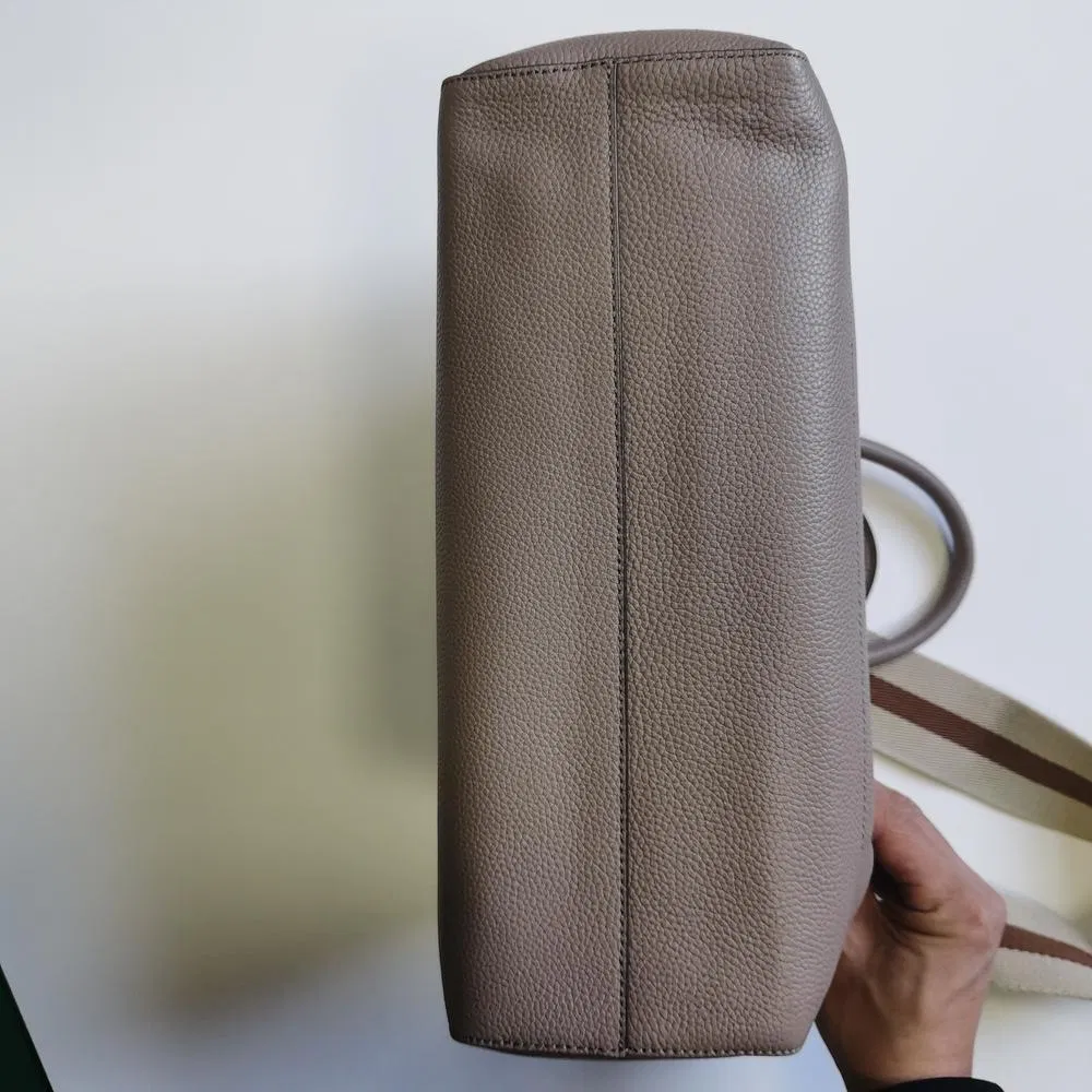 Genuine Leather Crossbody Handbag for Commuting