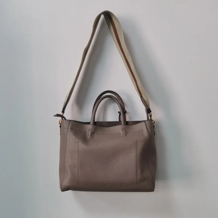 Genuine Leather Crossbody Handbag for Commuting