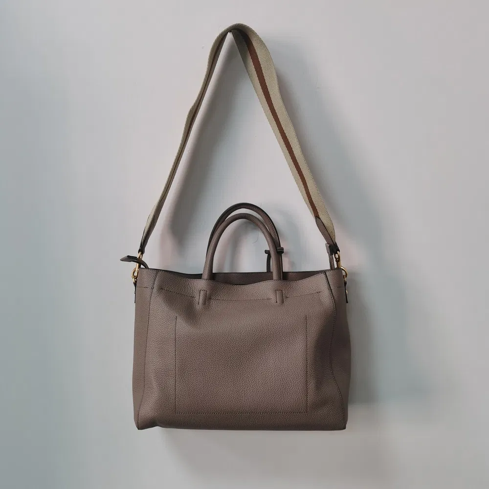 Genuine Leather Crossbody Handbag for Commuting