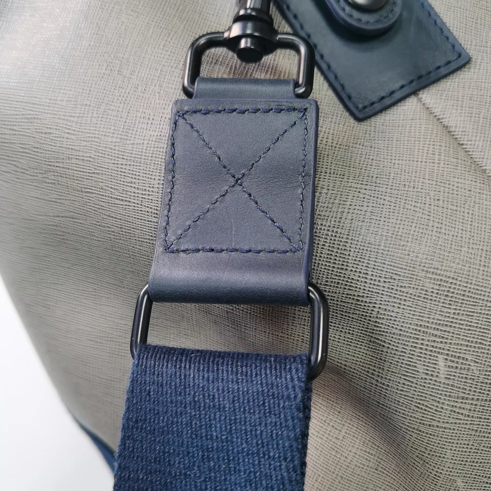 Grey & Navy Custom Duffel Bag – 25L Travel & Gym Use