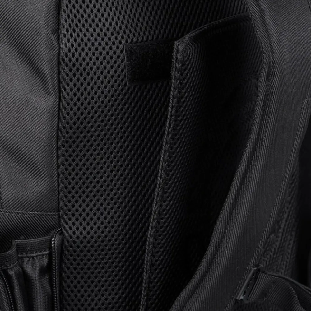 High-Capacity 20L Adjustable Shoulder Strap Backpack