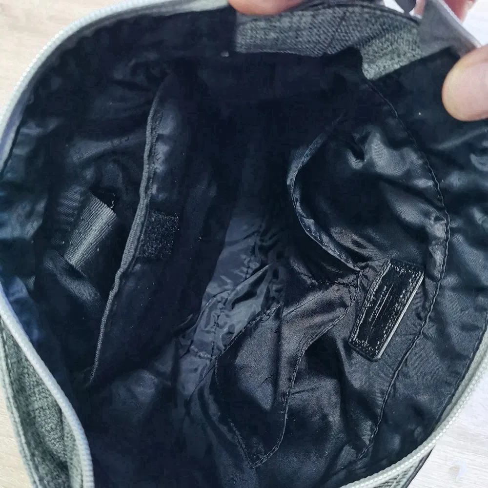 Modern Gray Fabric Crossbody Bag with Multi-Zip Pockets for Urban Office & Daily Use