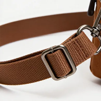 Detachable strap options